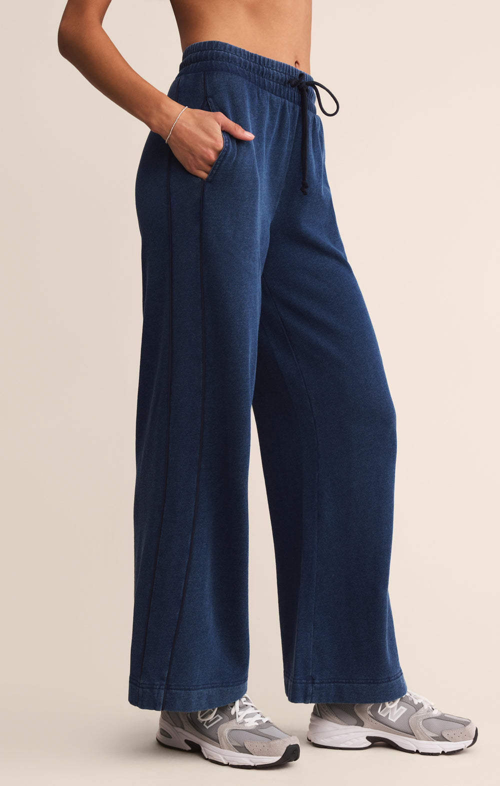 ZP254949_IND_SIDE